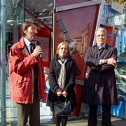 2009-10-16-11h10m09 - Chiosco di fronte a Porta Nuova